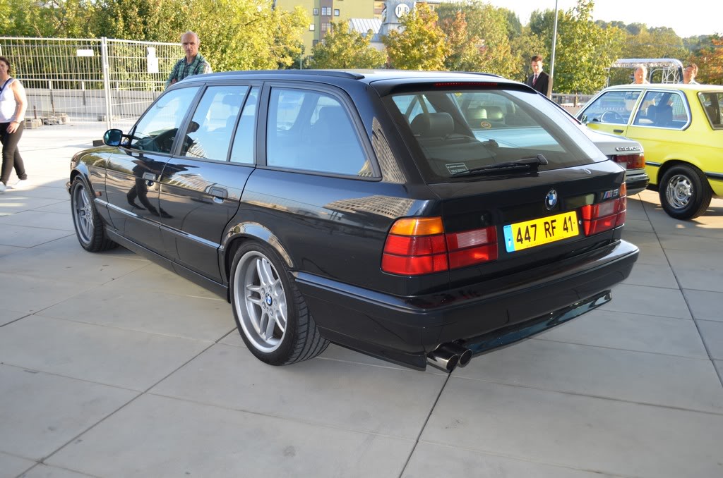 Name:  e34 M5 bonhams auction  DSC_0715.jpg
Views: 17506
Size:  132.6 KB