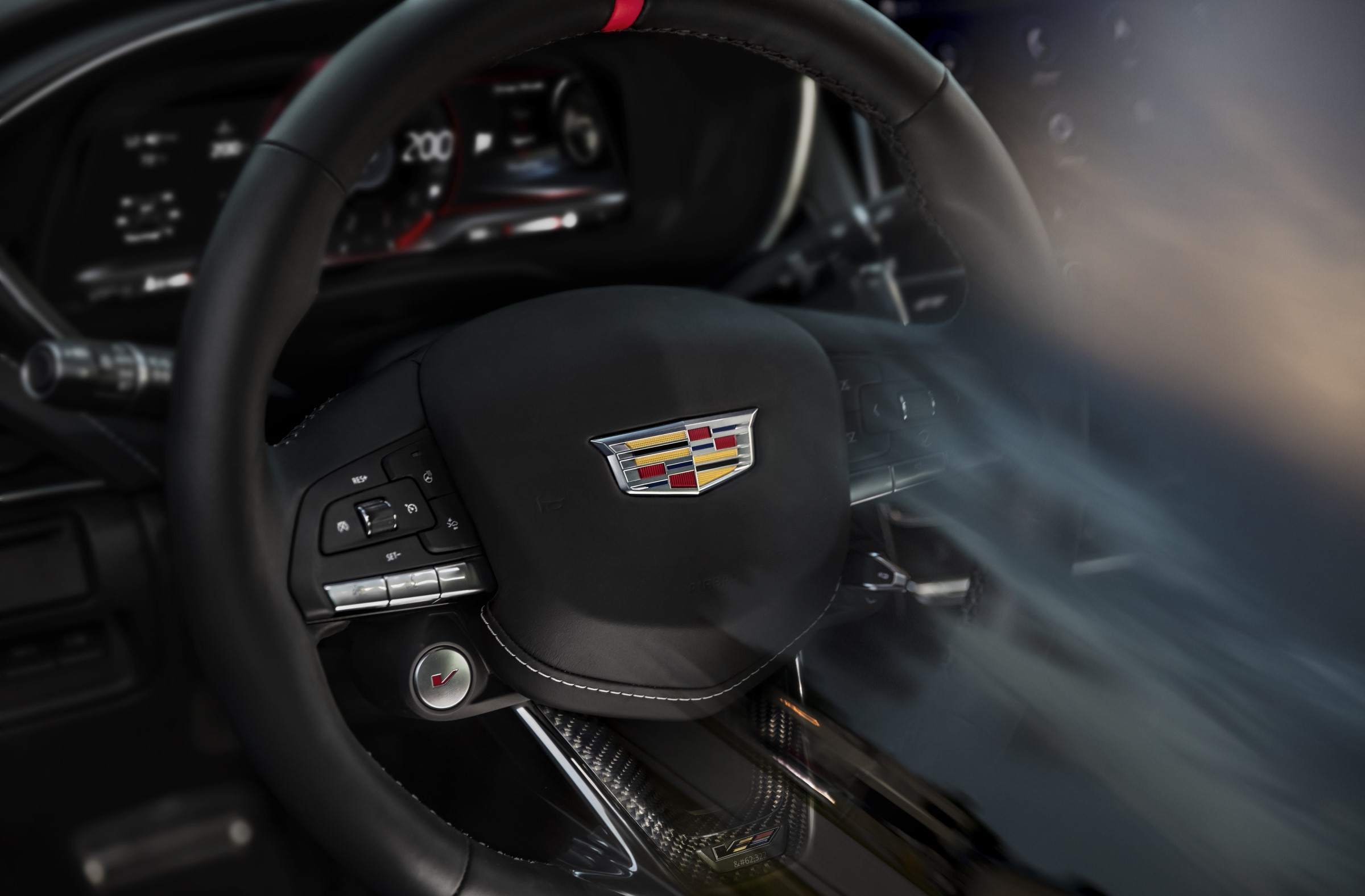 Name:  Cadillac-V-Series-Blackwing-Steering-Wheel-Teaser.jpg
Views: 1102
Size:  297.1 KB