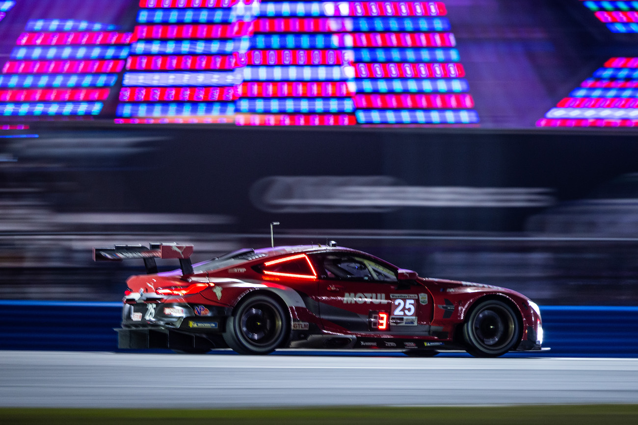 Name:  P90412714_highRes_daytona-usa-28th-to-.jpg
Views: 2724
Size:  339.2 KB