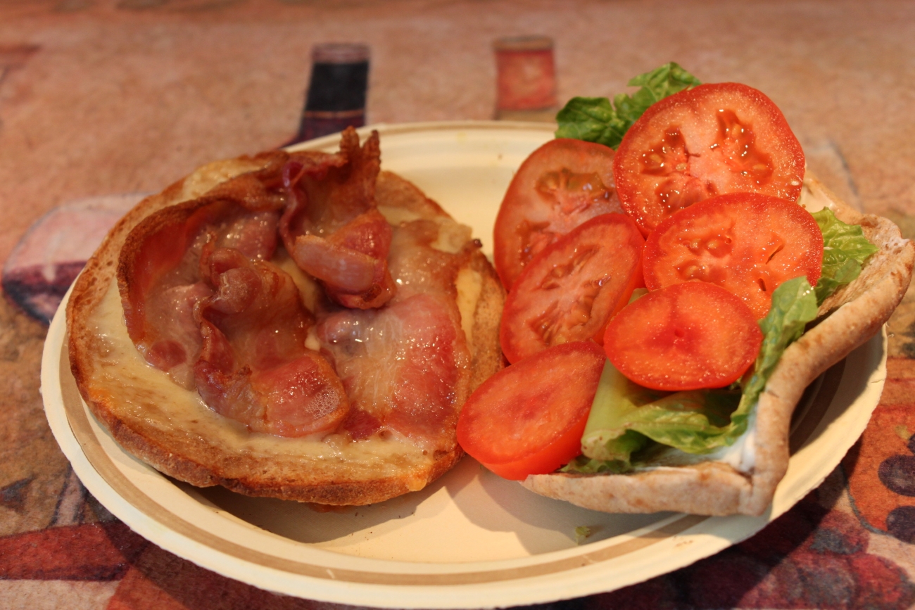 Name:  BLT on Pita.JPG
Views: 826
Size:  739.5 KB