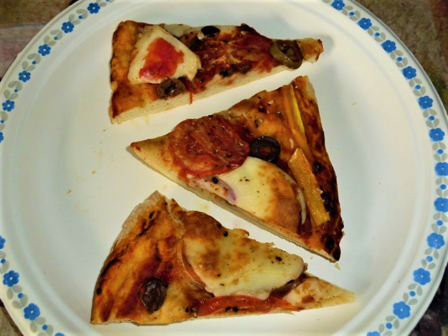 Name:  Pizza.JPG
Views: 437
Size:  134.0 KB