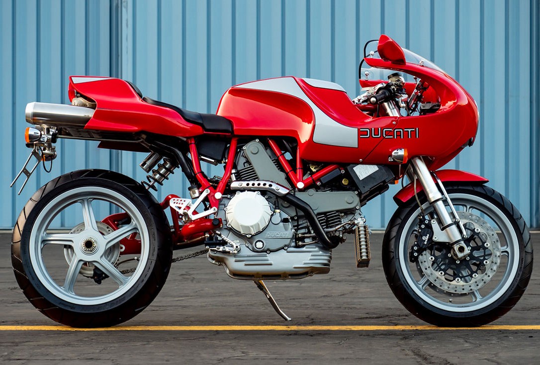 Name:  ducati-mh900e.jpg
Views: 3157
Size:  249.8 KB