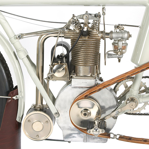 Name:  curtiss-motorcycle-2.jpg
Views: 1677
Size:  132.3 KB