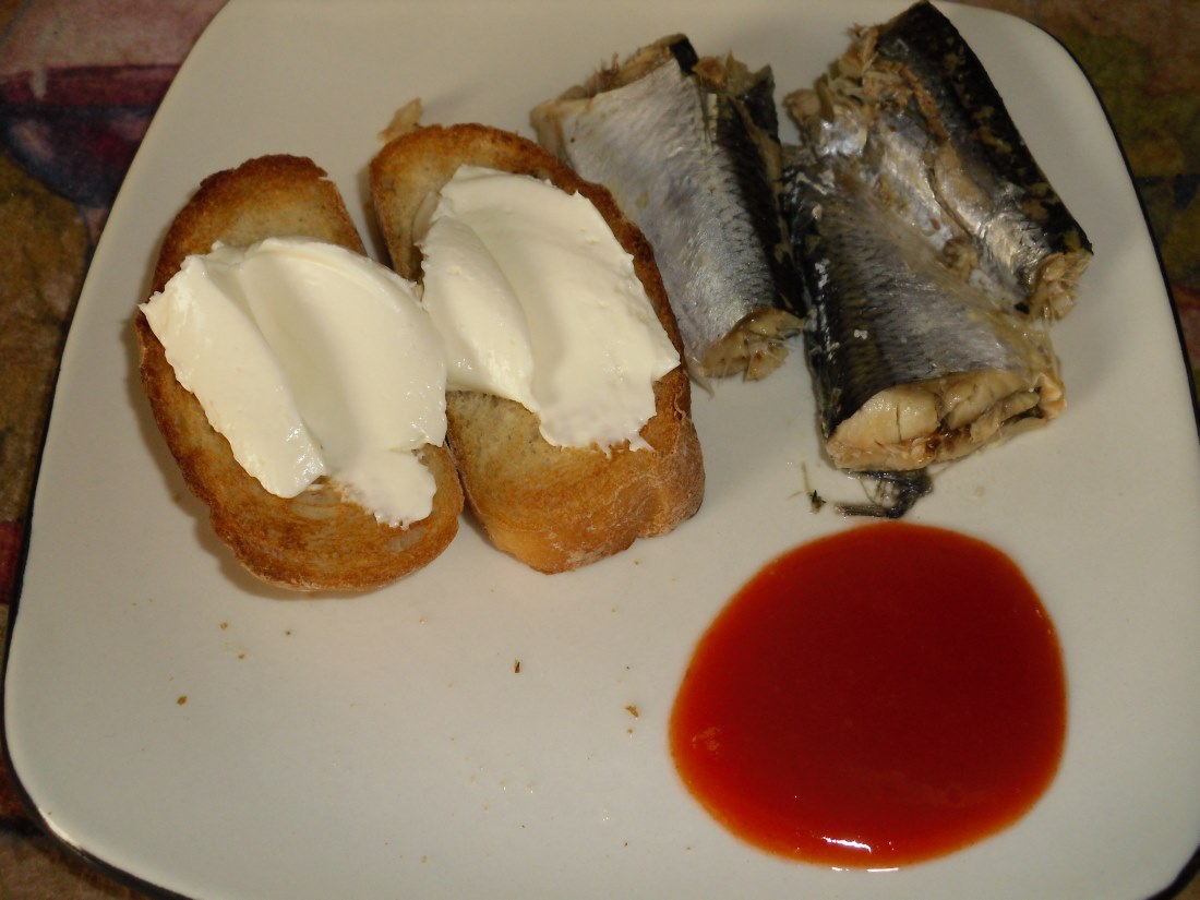 Name:  Sardines..jpg
Views: 428
Size:  120.4 KB