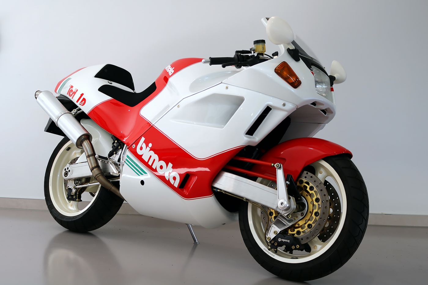 Name:  1991-bimota-tesi-1d-904.jpg
Views: 1150
Size:  122.7 KB