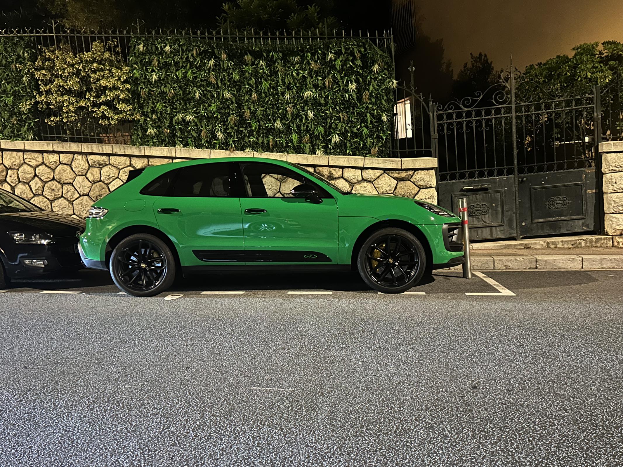 Name:  Macan GTS parking job.jpg
Views: 256
Size:  797.4 KB