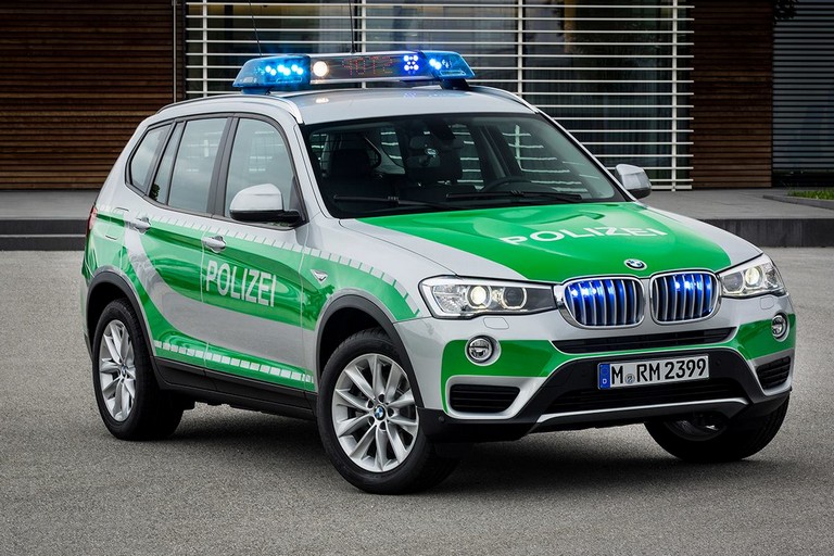 Name:  polizei x3.jpg
Views: 6319
Size:  138.9 KB