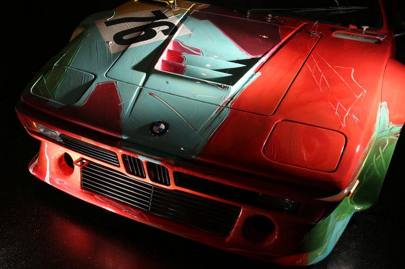 Name:  BMW-Art-Cars-Kunst-Impression-fotoshowBig-f02f53da-994085.jpg
Views: 5340
Size:  98.2 KB