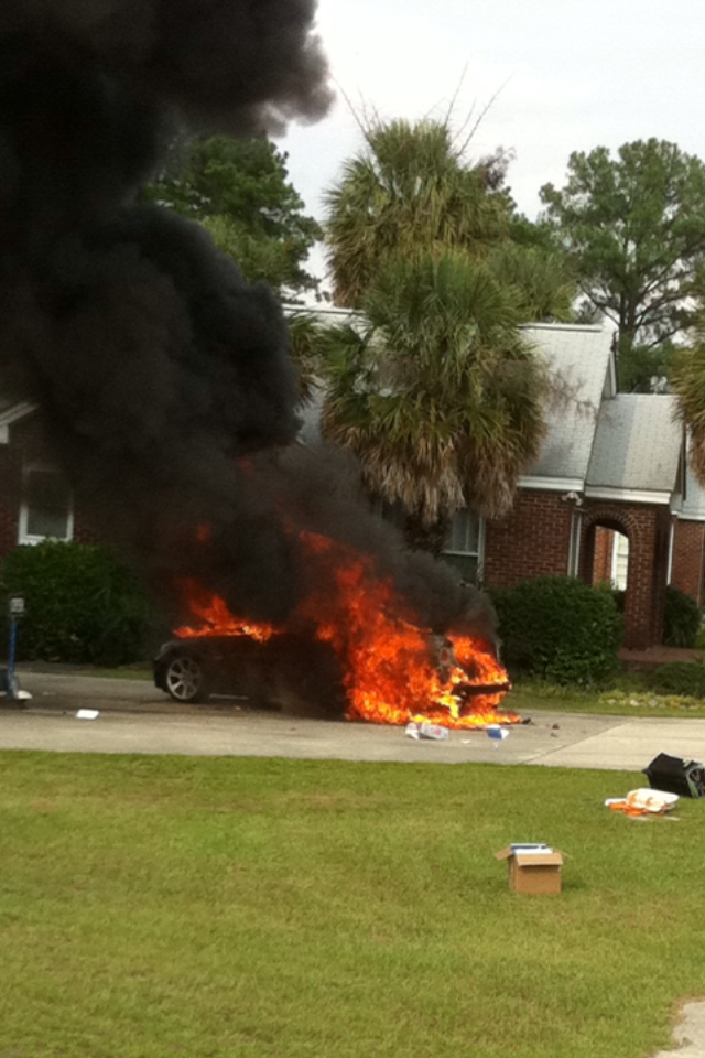 Name:  Car fire 013.png
Views: 1191
Size:  886.5 KB