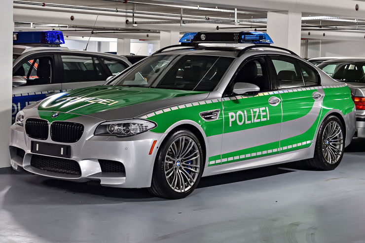 Name:  BMW-M5-F10-Polizei-BMW-Classic-Depot-fotoshowBig-4c8871c3-1003525.jpg
Views: 19128
Size:  86.1 KB