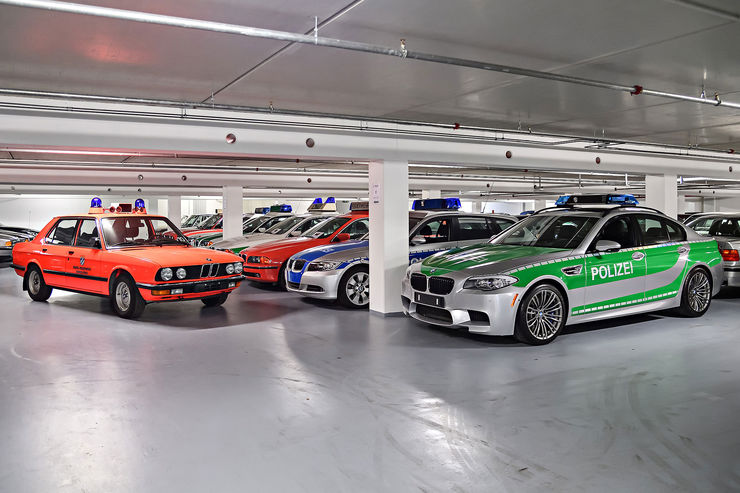 Name:  Einsatzfahrzeuge-BMW-Classic-Depot-fotoshowBig-ea9e9813-1003523.jpg
Views: 11871
Size:  75.8 KB