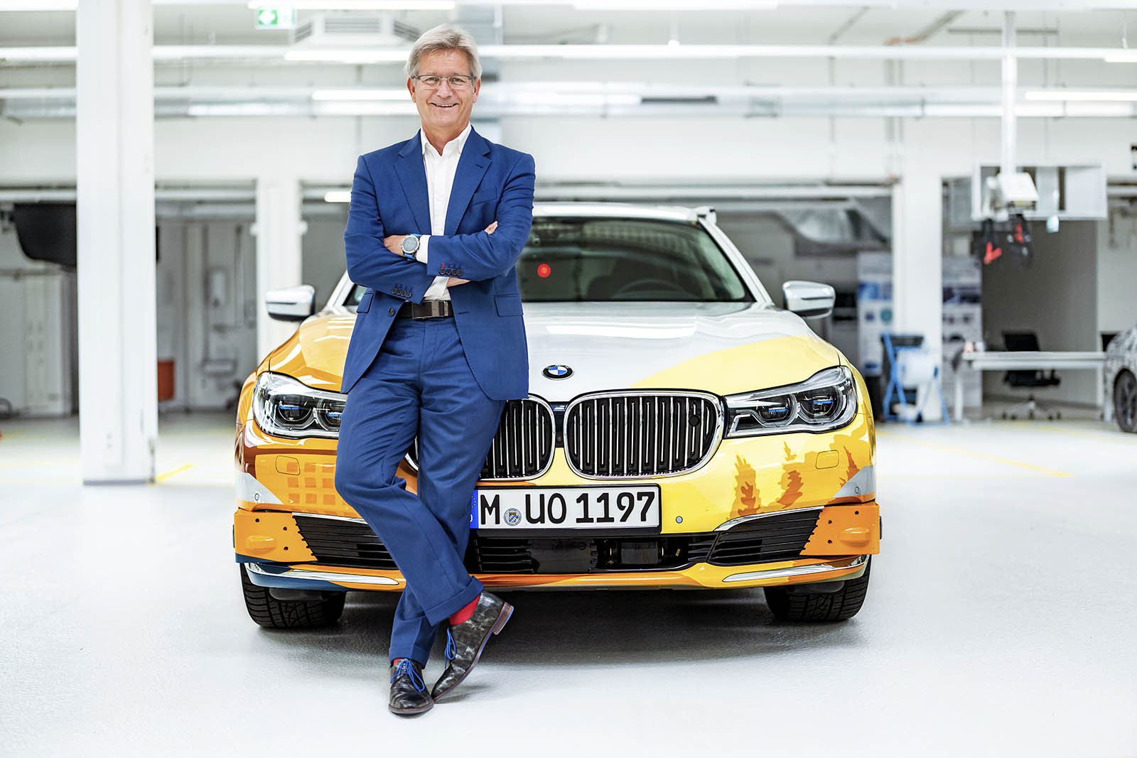 Name:  P90333612_highRes_bmw-autonomous-drivi.jpg
Views: 4301
Size:  201.4 KB