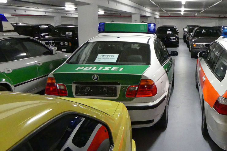 Name:  BMW-318i-E46-Polizei-fotoshowBig-ec5020cb-1003534.jpg
Views: 11549
Size:  81.0 KB