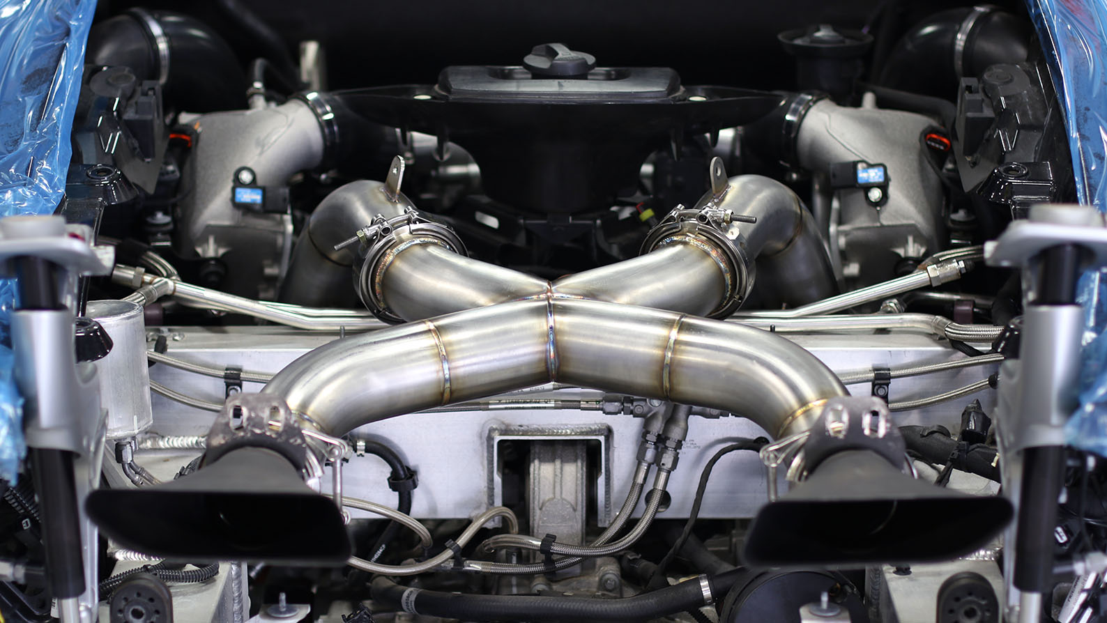 Name:  MCLAREN-750R+ downpipes_0001_9D6A0194.jpg
Views: 1325
Size:  245.7 KB