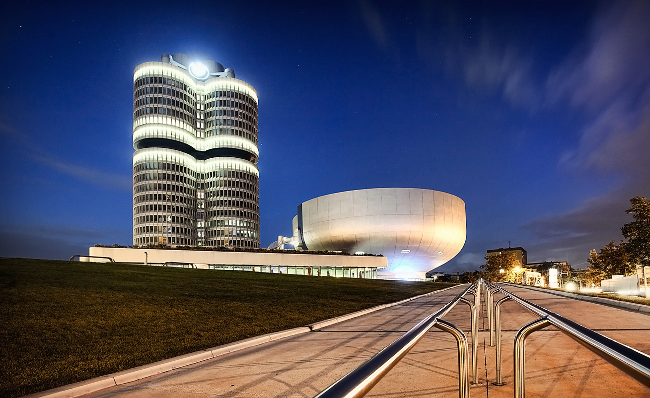 Name:  BMW_Headquarters.jpg
Views: 3156
Size:  934.4 KB